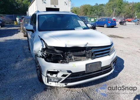 2020 Volkswagen Tiguan 2.0T Sel Premium R-Line из США, поврежденный, VIN 3VV4B7AX5LM147420